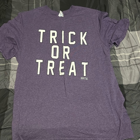 Trick or treat xl shirt never worn - Picture 1 of 4